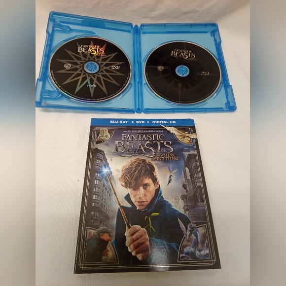 2/$25 Fantastic Beasts DVD Blu ray set - Picture 5 of 6